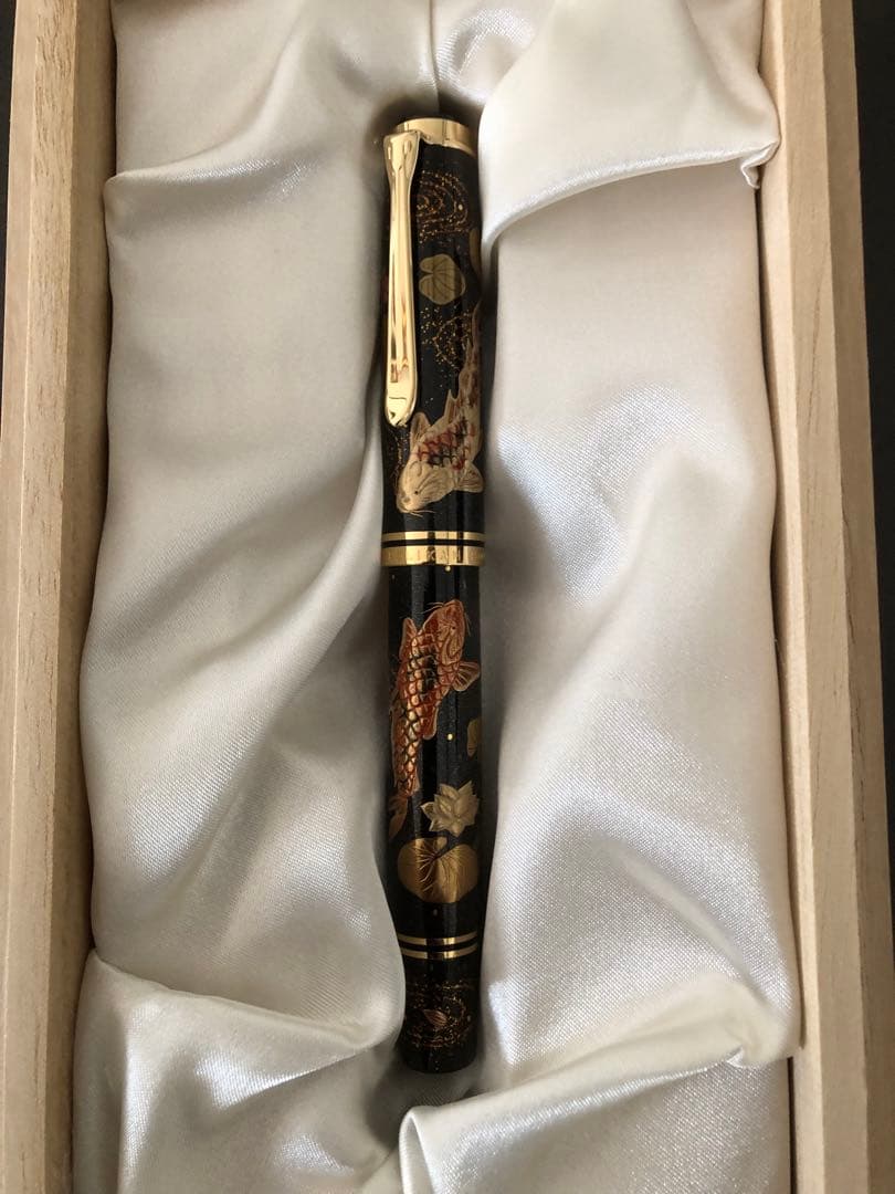 ペリカン万年筆　M1000 蒔絵万年筆「錦鯉」